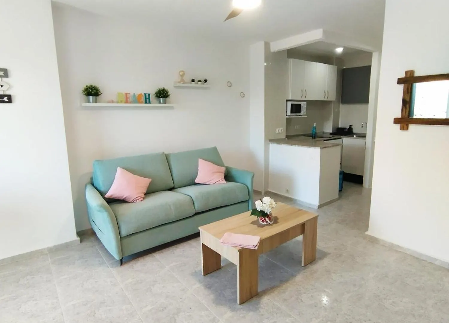 Apartamento Aguila ベナルマデナ 0*,
